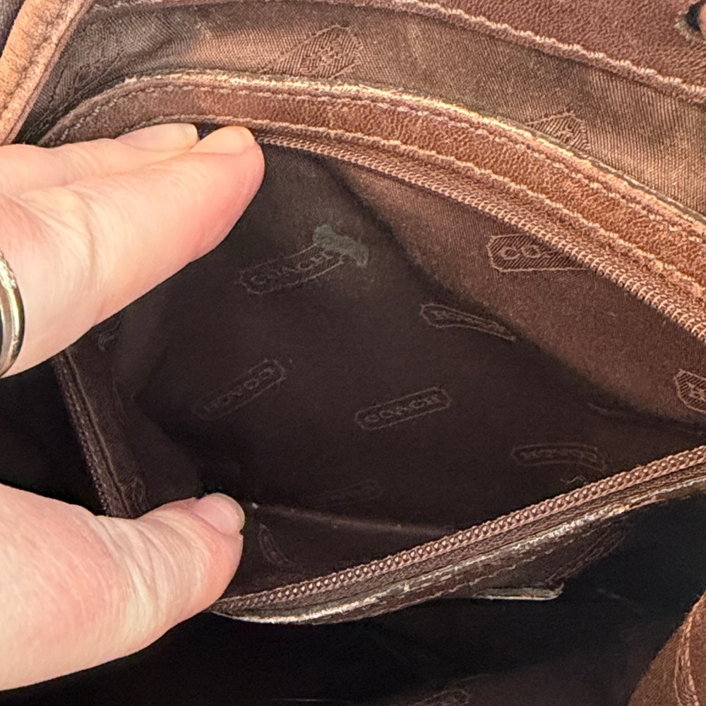 Vintage 90’s early 00’s Coach Dark Brown Leather Backpack - Picture 5 of 13